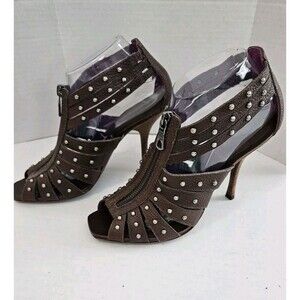 BCBGMaxAzria Brown Stiletto sandals shoes with studs Size 8.5 Leather NWOT